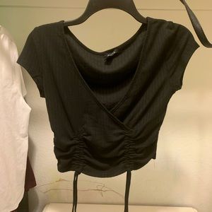 I’m selling a Rue21 crop top